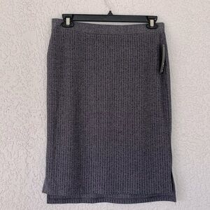 Apt.9 soft skirt with size splits size L